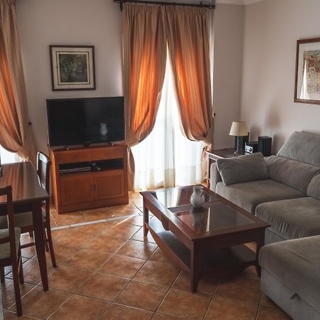 Hostal Marissal By Dorobe Nerja Luaran gambar