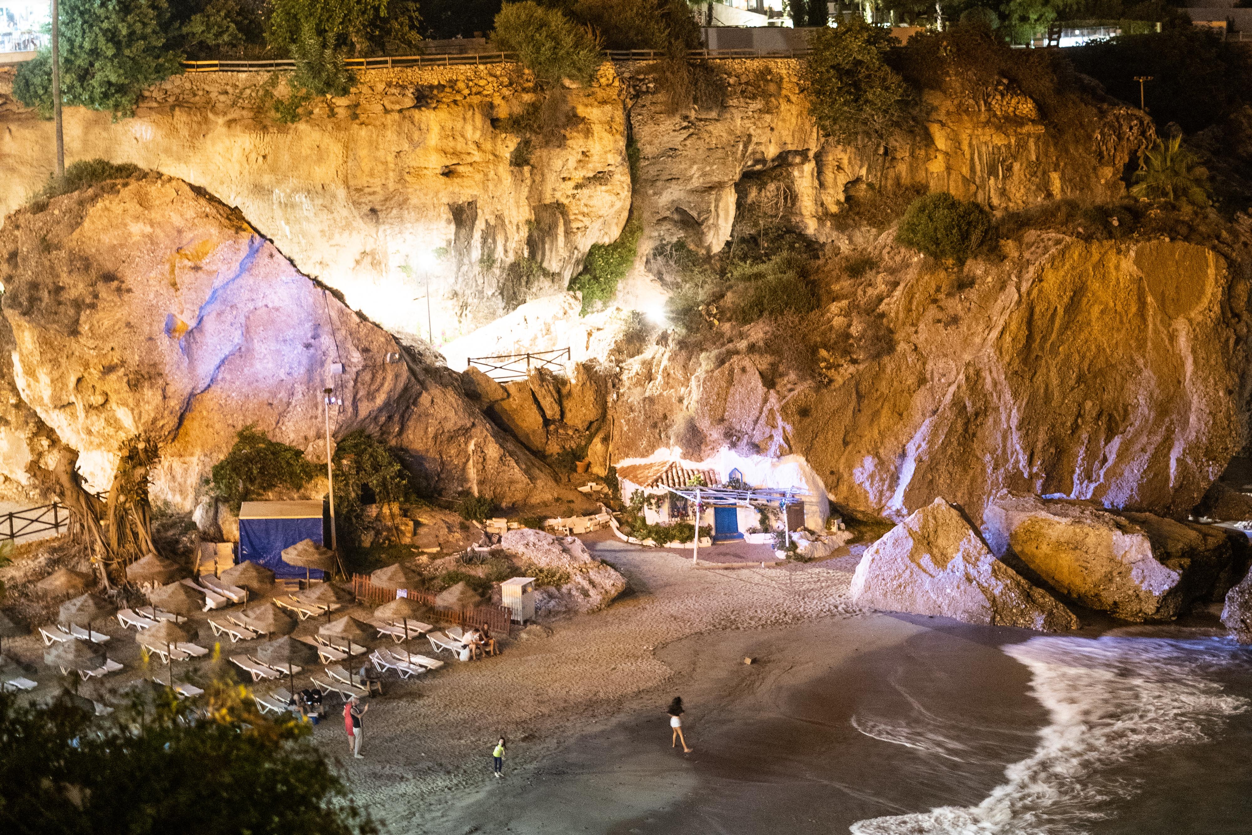 Hostal Marissal By Dorobe Nerja Luaran gambar
